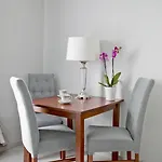 Elegant Center 7b Apartman *